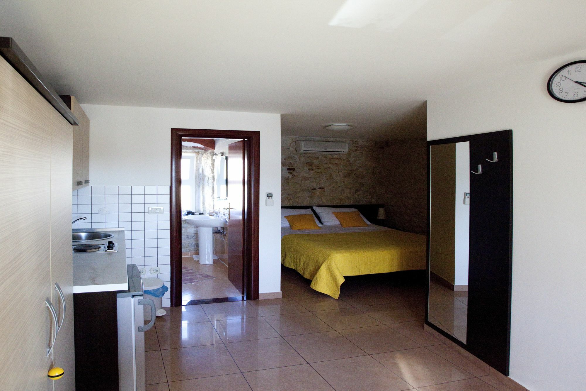 Apartments Riva Traù Esterno foto
